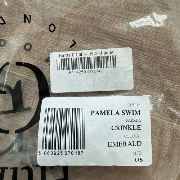 NEW Hunza G Women's Pamela Swimsuit in Emerald Green Crinkle One Size Coverage - Picture 7 of 7